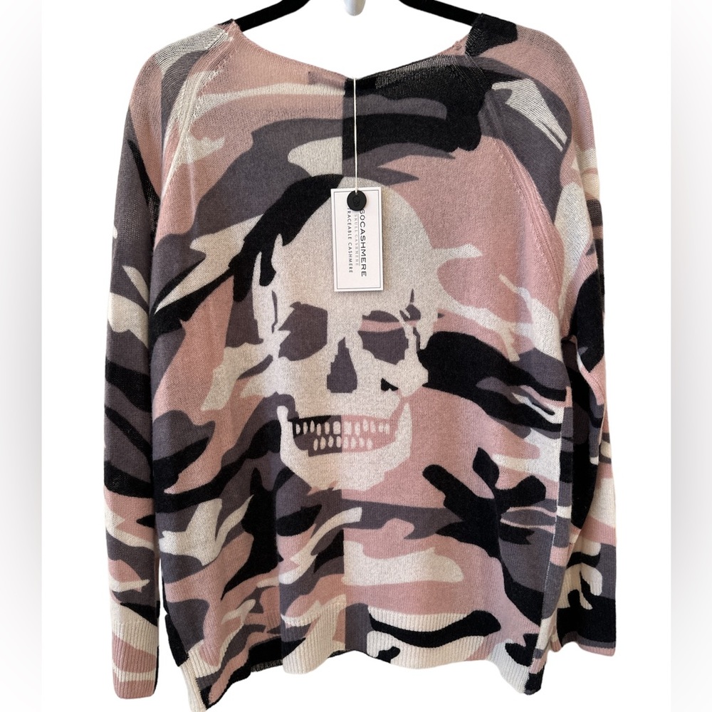 ⭐️NWT⭐️Skull Cashmere Pink/Gray Camo 100% Cashmere Sweater